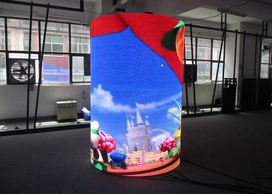 Energy Saving P2.5 P4 P5 RGB LED Screen Curved Design For Advertising