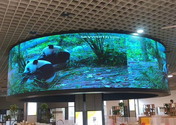 HD P4 Curved Design SMD Shopping Mall LED Display  Long Life Time