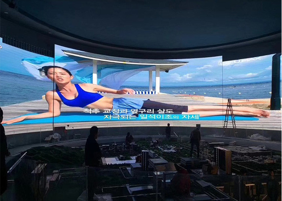 HD P4 Curved Design SMD Shopping Mall LED Display  Long Life Time