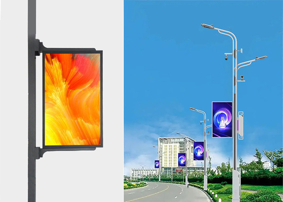 Street Smart Light Pole LED Screen Double/Single Side 4G Network Control