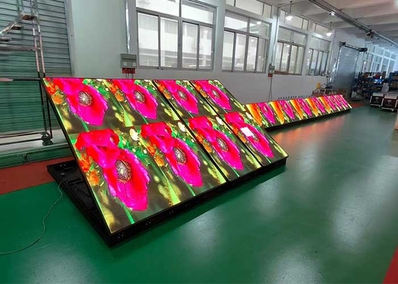 P4 Wall-mounted Outdoor led screen For Advertising Front Flip cabinet Maintain the cabinet Before Rain Proof