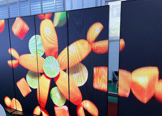 Left And Right Splicing Poster Screen Synchronized Images GOB Panel